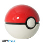 ABYstyle Anime 3D Krukke 18cm m/Låg  - Pokémon - Poké Ball - Opbevar dine nøgle, snacks eller små Pokémon-figurer i den klassiske Poké Ball! ( ´ ꒳ ` ) Underdel og låg passer perfekt sammen og passer på dine ting.