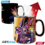 ABYstyle Heat Change Anime Kop 460ml m/Håndtag - Yu-Gi-Oh! - Nyd din kaffe og te i det farveskiftende anime krus fra Yu-Gi-Oh! Den medfølgende æske gør det til en perfekt gave for den fan, du har kær ~(o´▽`o)