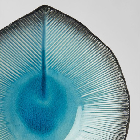 Japansk Keramik Serveringsfad 15,5cm Aozora - Håndlavet keramik fra Japan af udsøgt kvalitet. Hav-og-himmel inspireret serveringfad med blå 'crackle glaze' til sashimi o.lign. fra lokalt værksted i Gifu.