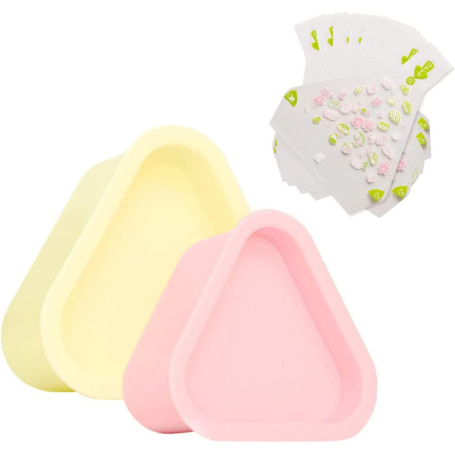 DIY Onigiri Sæt - 2 stk Forme + 100 Onigiri Wrappers - Smarte forme der gør det let som en leg at forme lækre Onigiri risboller - og når du pakker dem ind i de søde wrappers, er det lige som at være i Japan!