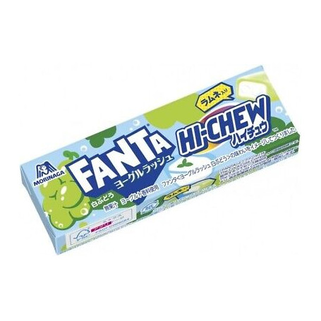 STOP MADSPILD (BEDST FØR 28/02/25) - Hi-Chew Fanta White Grape Yogurt Rush 33,6g - Hi-Chew tyggekarameller med en hvid, chewy midte og smag inspireret af den populære Fanta Yogurt Rush Drik! Et sjov remix af en japansk slikklassiker!