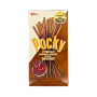 Pocky Double Chocolate 47g - Pocky Double Chocolate er lækre, sprøde kakao kiksestænger overtrukket med chokolade - altså en dobbelt chokoladestang! 