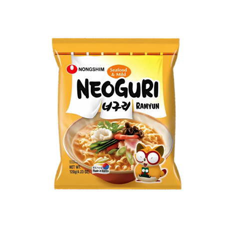 Nongshim Neoguri Mild Seafood Ramyun Instant Nudler - Koreanske instant nudler med masser af smag fra fisk og skaldyr, samt hvidløg og sort peber, der tilsammen skaber et både komplekst og mættende måltid.