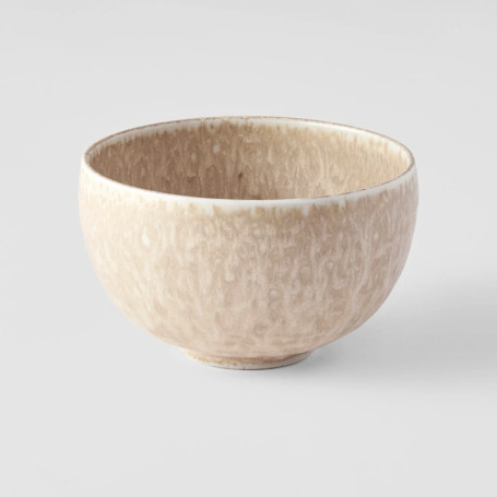 Japansk Keramik Skål 11cm Shirahama - Håndlavet keramik fra Japan af udsøgt kvalitet. Hvide og creme detaljer præger denne høje skål, formet og bearbejdet i Gifu.