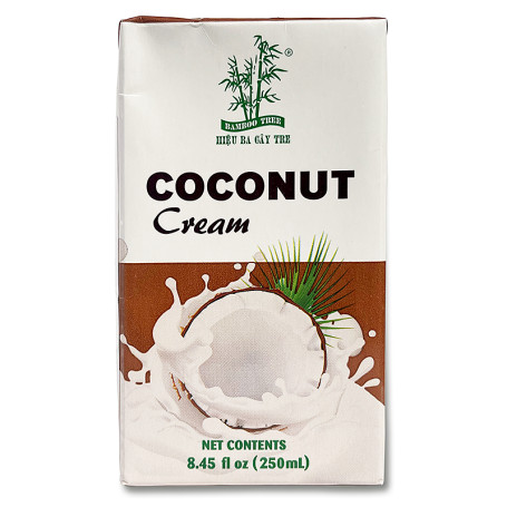 Bamboo Tree Kokoscreme 250ml Karton - Aromatisk og cremet kokoscreme i lille og smart karton med skruelåg. Masser af indbydende smag og duft af kokos. Perfekt til madlavning og desserter.