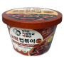 Cook Tok Big Cup Tteokbokki Spicy Jjajang Halal 135g - Lækre, chewy koreanske riskager, Tteokbokki, svøbt i lækker jjajang sauce. Tilberedes direkte i koppen på få minutter - den perfekte hurtige snack :D