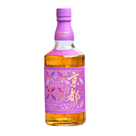 The Kyoto Murasaki Obi Malt Whisky - En af Kyoto Miyako distilleris mest udsøgte malt whisky - The Kyoto Murasaki Obi, karakteriseret ved sin balanceret malt aroma, og et strejf af "smokiness." 
