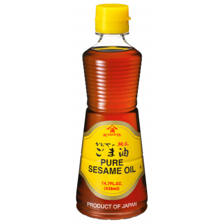 Kadoya Pure Let Ristet Sesam Olie 436ml - Kadoya Pure ristet sesamolie med en mild ristet aroma og smag af sesam. Denne variant er let ristet for en mere mild sesamsmag.