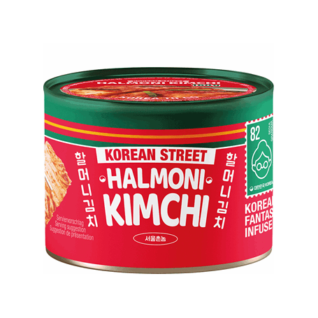 Korean Street Halmoni Kimchi 160g - Lækker, smagfuld koreansk kimchi. Denne kimchi er fremstillet af kinakål, løg, hvidløg og den klassiske Gochugaru chili fra Korea.