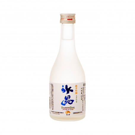 Amanoto Diamond Dust Junmai Ginjo Sake 300ml - Japansk nigori sake der med sin lette filtrering byder på både et unikt udseende og en helt speciel smagsoplevelse