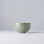 Japansk Keramik Chawan Matcha Skål 13cm Magatama - Håndlavet keramik fra Japan af udsøgt kvalitet. Skønt design i salvie og jade farver frembragt af lokalt værksted i Gifu med en lang håndværkstradition.